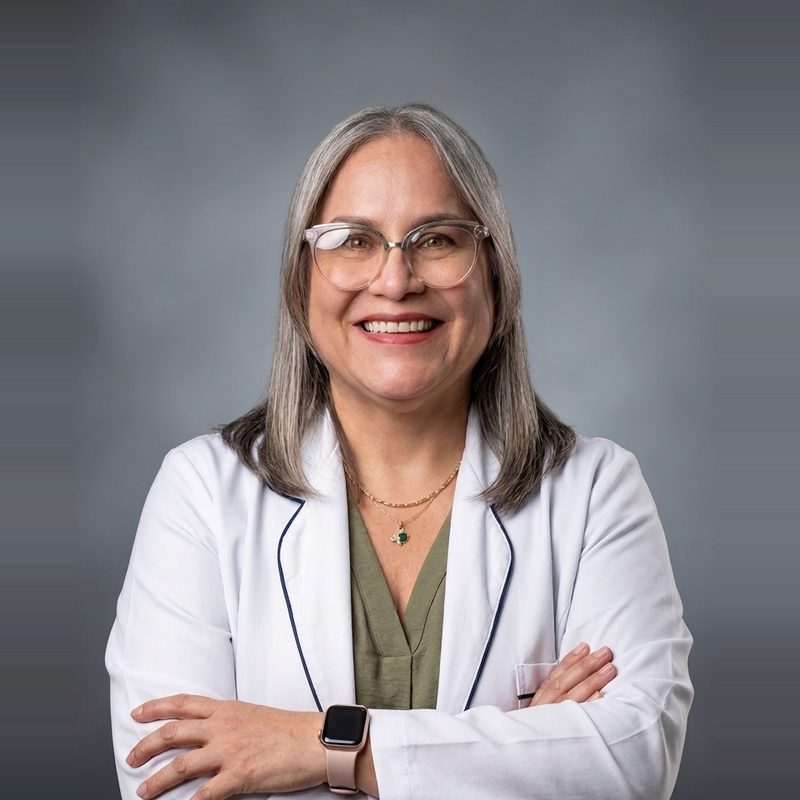 Dra. Virginia Ortega, Traumatóloga Ortopedista